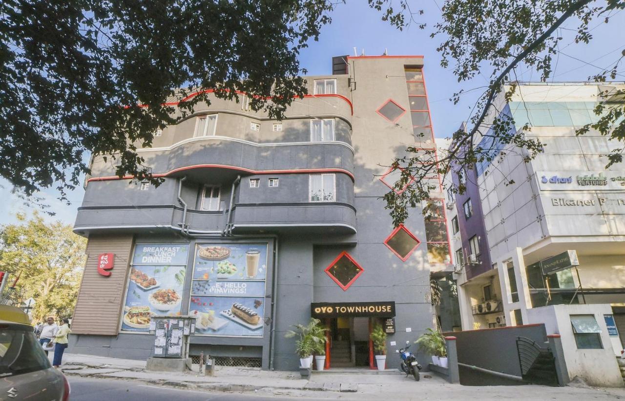 โอโย ทาวน์เฮาส์ 364 ริชมอนด์ โร้ด Hotel บังกาลอร์ ภายนอก รูปภาพ